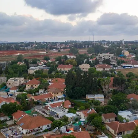 צימר רומנטי ואיכותי בפרדס חנה La Baita Exterior photo