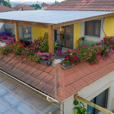 צימר רומנטי ואיכותי בפרדס חנה La Baita Exterior photo